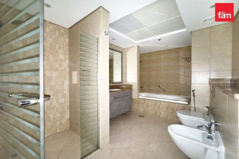 Apartment in Dubai, UAE 2 bedrooms, 178.8 sq.m. № 763780 - photo 16