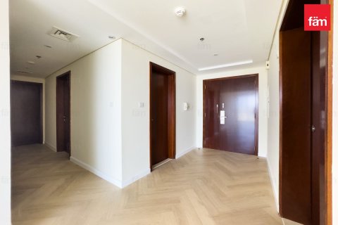 Apartment in Dubai, UAE 2 bedrooms, 178.8 sq.m. № 763780 - photo 11