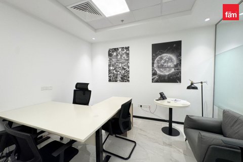 Oficina en alquiler en Business Bay, Dubai, EAU 248 m2 № 585234 - foto 3