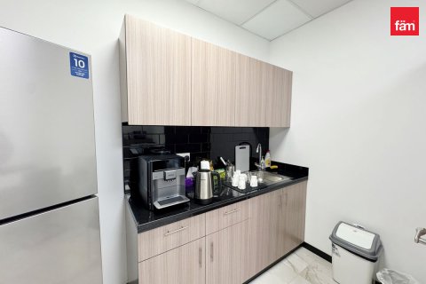 Oficina en alquiler en Business Bay, Dubai, EAU 248 m2 № 585234 - foto 13