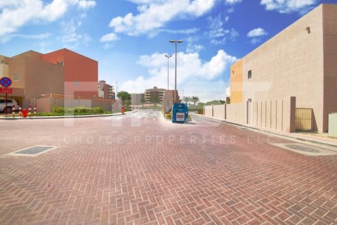 Villa zum Verkauf in Al Reef, Abu Dhabi, VAE 4 Schlafzimmer, 265.3 m2 Nr. 406801 - Foto 15
