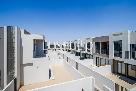 Dubai South (Dubai World Central), Dubai, BAE’de kiralık villa 4 yatak odası, 210 m² No 628251 - fotoğraf 25