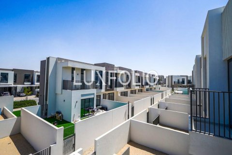 Dubai South (Dubai World Central), Dubai, BAE’de kiralık villa 4 yatak odası, 210 m² No 628251 - fotoğraf 3