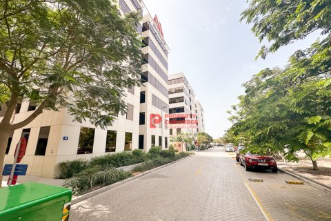 دفتر در Dubai Investment Park، Dubai ، امارات متحده عربی 89 متر مربع.  شماره 542195