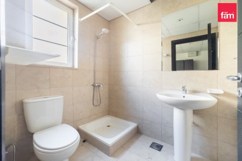 Villa te huur in Dubai, VAE 3 slaapkamers, 819.9 vr.m., nr 766674 - foto 22