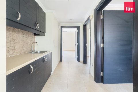 Villa te huur in Dubai, VAE 3 slaapkamers, 819.9 vr.m., nr 766674 - foto 11