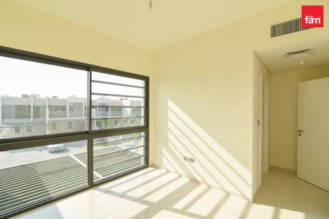 Villa en alquiler en Dubai, EAU 3 dormitorios, 174.4 m2 № 766672 - foto 11