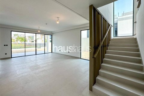 Vilë në Tilal Al Ghaf, Dubai, Emiratet e Bashkuara Arabe 5 dhoma gjumi, 548 m2. № 626492 - Foto 3