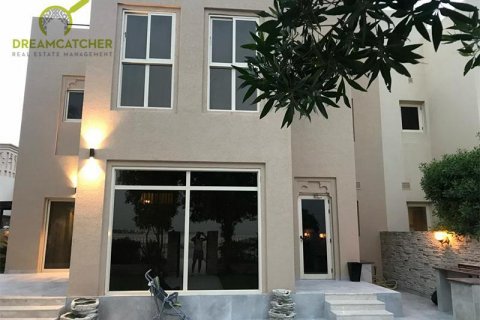 Dupleks asukohaga Al Hamra Village, Ras Al Khaimah, AÜE: 4 magamistoaga, 453 m² Nr 588702