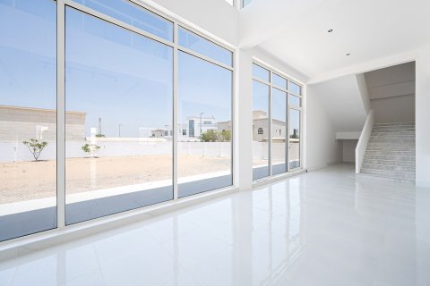 Villa para arrendamento em Dubai, EAU 6 quartos, 743.22 m2 № 750776 - foto 15