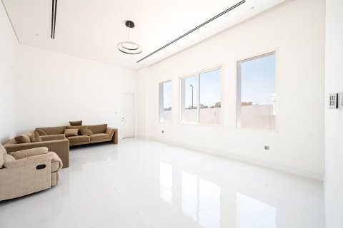 Villa para arrendamento em Dubai, EAU 6 quartos, 743.22 m2 № 750776 - foto 12