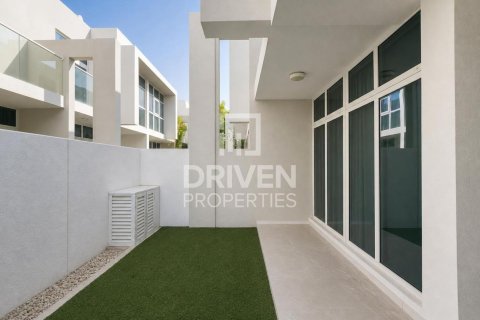 Shtëpi në qytet në Dubai, Emiratet e Bashkuara Arabe 3 dhoma gjumi, 112.23 m2. № 762376 - Foto 28