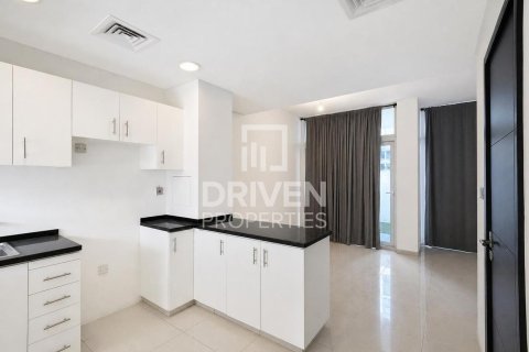 Shtëpi në qytet në Dubai, Emiratet e Bashkuara Arabe 3 dhoma gjumi, 112.23 m2. № 762376 - Foto 17