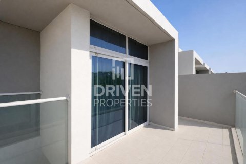 Shtëpi në qytet në Dubai, Emiratet e Bashkuara Arabe 3 dhoma gjumi, 112.23 m2. № 762376 - Foto 27