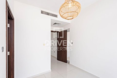 Müüa ridamaja asukohaga Dubai, AÜE: 3 magamistoaga, 112.23 m² Nr 762377 - pilt 6