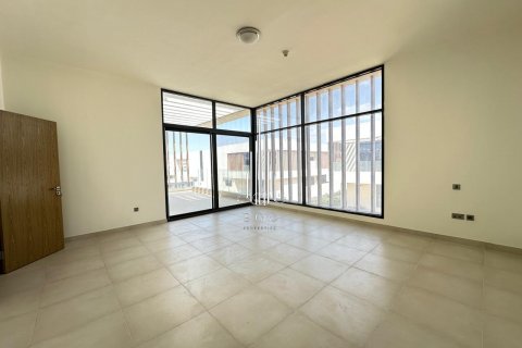 Üürile anda villa on the Yas Island, Abu Dhabi, AÜE: 5 magamistoaga, 581.1 m² Nr 557424 - pilt 8