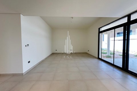 Üürile anda villa on the Yas Island, Abu Dhabi, AÜE: 5 magamistoaga, 581.1 m² Nr 557424 - pilt 14