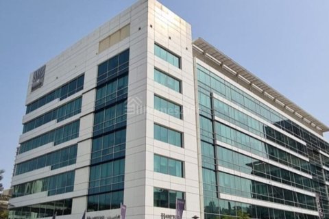 Bureau à Sheikh Zayed Road, Dubai, EAU: 106 m2 № 722820