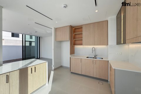 Vila u Dubai, UAE 4 spavaćih soba, 683.8 m2 Br. 692888 - fotografija 7