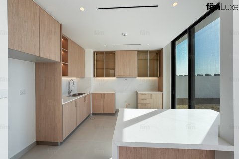 Vila u Dubai, UAE 4 spavaćih soba, 683.8 m2 Br. 692888 - fotografija 8