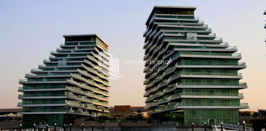 Korter asukohaga Al Raha Beach, Abu Dhabi, AÜE: 3 magamistoaga, 259 m² Nr 716339
