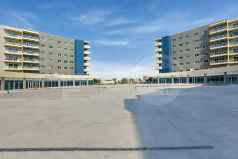 Apartment in Al Reef, Abu Dhabi, UAE 1 bedroom, 92.9 sq.m. № 731180 - photo 19