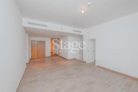 Dupleks di Dubai, UAE 6 bilik tidur, 753 meter persegi № 737535 - foto 20