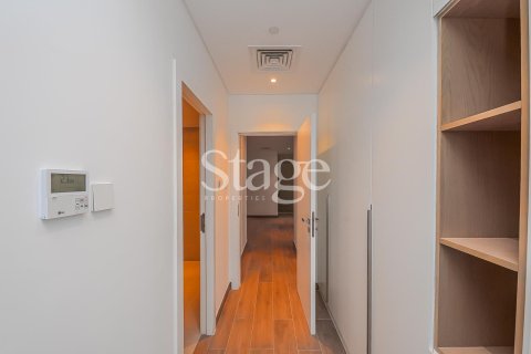 Dupleks di Dubai, UAE 6 bilik tidur, 753 meter persegi № 737535 - foto 26