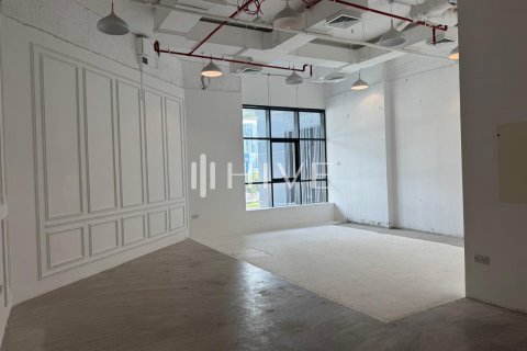 Office til salg i Business Bay, Dubai, UAE 60.3 kvm № 566645 - foto 2