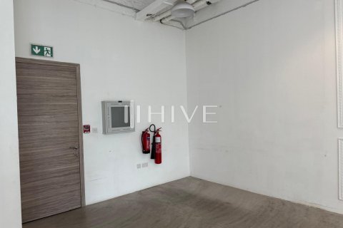 Office til salg i Business Bay, Dubai, UAE 60.3 kvm № 566645 - foto 9