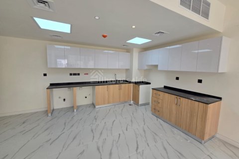 Kuća u nizu u gradu Dubai Land, UAE 3 spavaće sobe, 123 m2 Br. 740655 - Slika 3