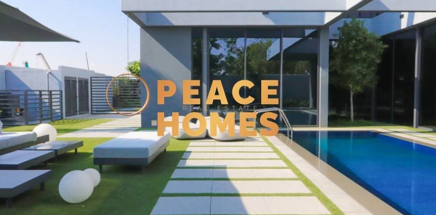 Villa en Tilal City, Sharjah, EAU 5 dormitorios, 610 m² № 396115