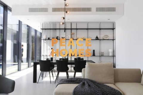 Villa en venta en Tilal City, Sharjah, EAU 5 dormitorios, 610 m2 № 396115 - foto 13