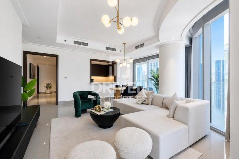 Apartment til salg i Downtown Dubai (Downtown Burj Dubai), Dubai, UAE 2 soveværelser, 159.42 kvm № 765298 - foto 2