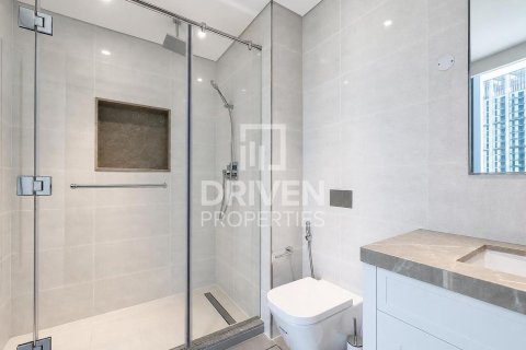 Apartment til salg i Downtown Dubai (Downtown Burj Dubai), Dubai, UAE 2 soveværelser, 159.42 kvm № 765298 - foto 17