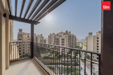 Apartamento en Umm Suqeim, Dubai, EAU 4 dormitorios, 293.4 m² № 764062