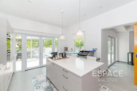 Willa na sprzedaż w Meadows, Dubai, ZEA 5 sypialnie, 391 mkw., nr 737904 - zdjęcie 4