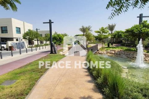 Villa til salgs i Al Rahmaniya, Sharjah, Emiratene 5 soverom, 362 kvm Nr. 396235 - Foto 3