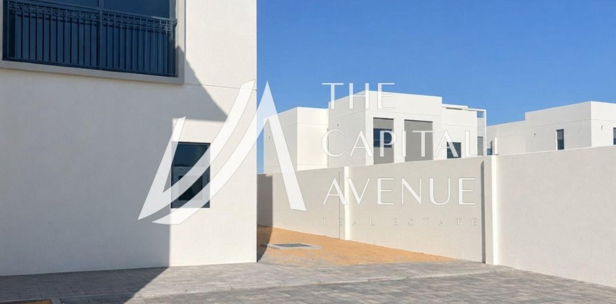 Vilë në Al Shamkha, Abu Dhabi, Emiratet e Bashkuara Arabe 5 dhoma gjumi, 749.91 m2. № 768933