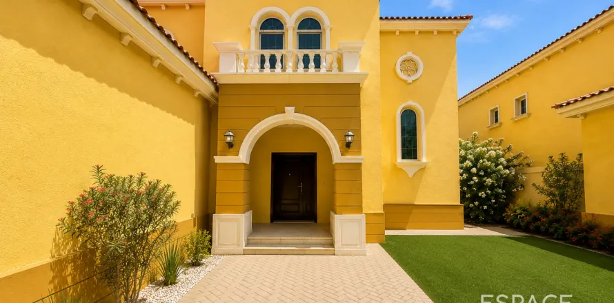 Willa w Jumeirah Park, Dubai, ZEA 3 sypialnie, 374 mkw. nr 738162
