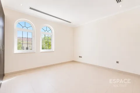 Willa do wynajęcia w Jumeirah Park, Dubai, ZEA 3 sypialnie, 374 mkw., nr 738162 - zdjęcie 16