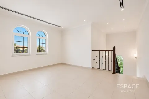 Willa do wynajęcia w Jumeirah Park, Dubai, ZEA 3 sypialnie, 374 mkw., nr 738162 - zdjęcie 8