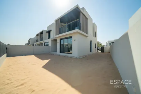 Villa zur Miete in Jebel Ali, Dubai, VAE 4 Schlafzimmer, 300 m2 Nr. 738163 - Foto 19