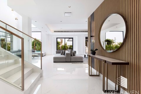 Vilë në Jumeirah Islands, Dubai, Emiratet e Bashkuara Arabe 4 dhoma gjumi, 510.97 m2. № 413587 - Foto 13