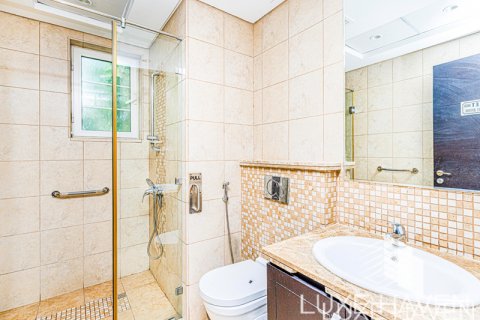 Vila u gradu Jumeirah Park, Dubai, UAE 3 spavaće sobe, 327.67 m2 Br. 413586 - Slika 21