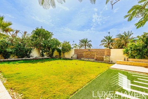 Vila u gradu Jumeirah Park, Dubai, UAE 3 spavaće sobe, 327.67 m2 Br. 413586 - Slika 28