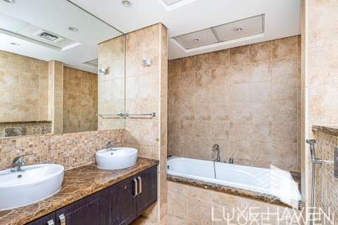 Vila u gradu Jumeirah Park, Dubai, UAE 3 spavaće sobe, 327.67 m2 Br. 413586 - Slika 22