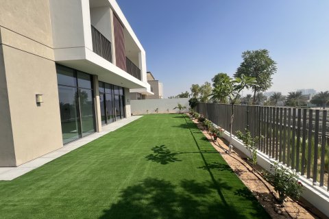 Vila v Al Furjan, Dubai, SAE 5 ložnice, 477.15 m² Č.: 750846 - fotografie 12