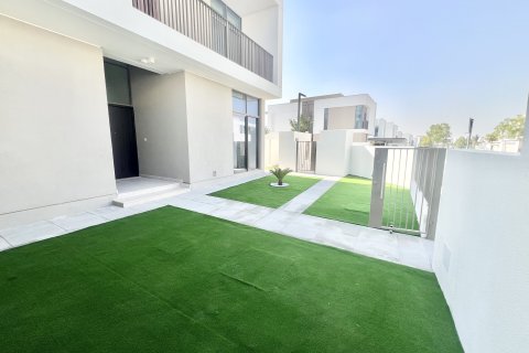Vila v Al Furjan, Dubai, SAE 5 ložnice, 477.15 m² Č.: 750846 - fotografie 4