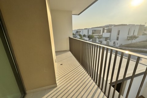 Villa te huur in Al Furjan, Dubai, VAE 4 slaapkamers, 480 vr.m., nr 750847 - foto 12